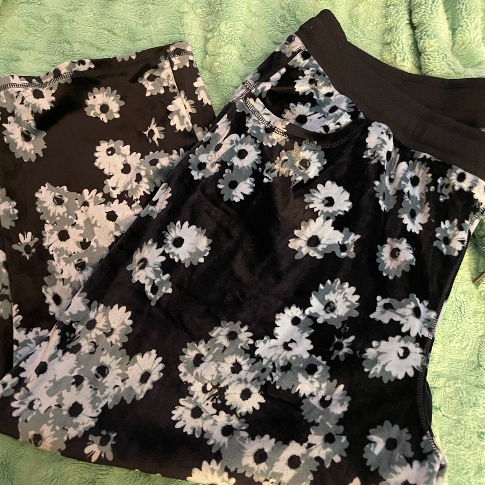 LuLaRoe Crystal Cozy